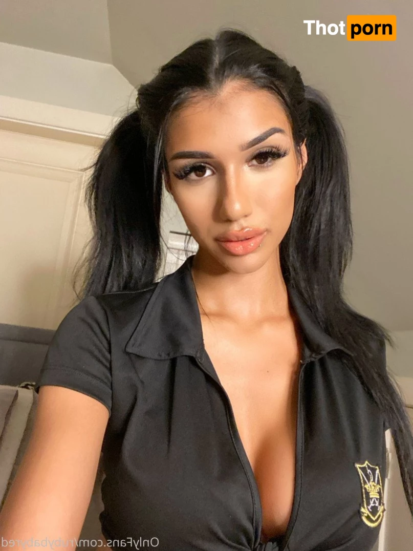 𝐄𝐱𝐨𝐭𝐢𝐜 𝐁𝐚𝐫𝐛𝐢𝐞 ❣️ 1794820