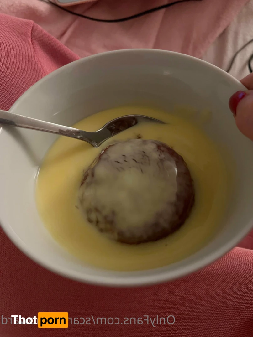 Scarlett Howard 11959530