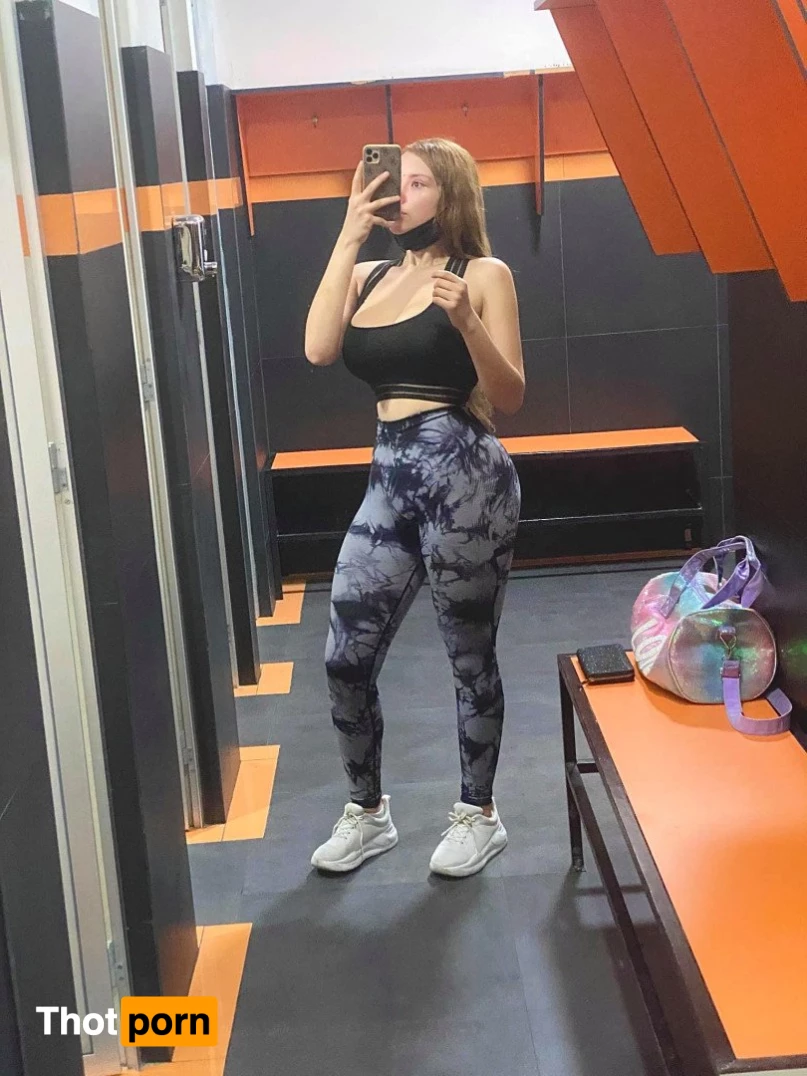 Stephanie Scarleth 1822696