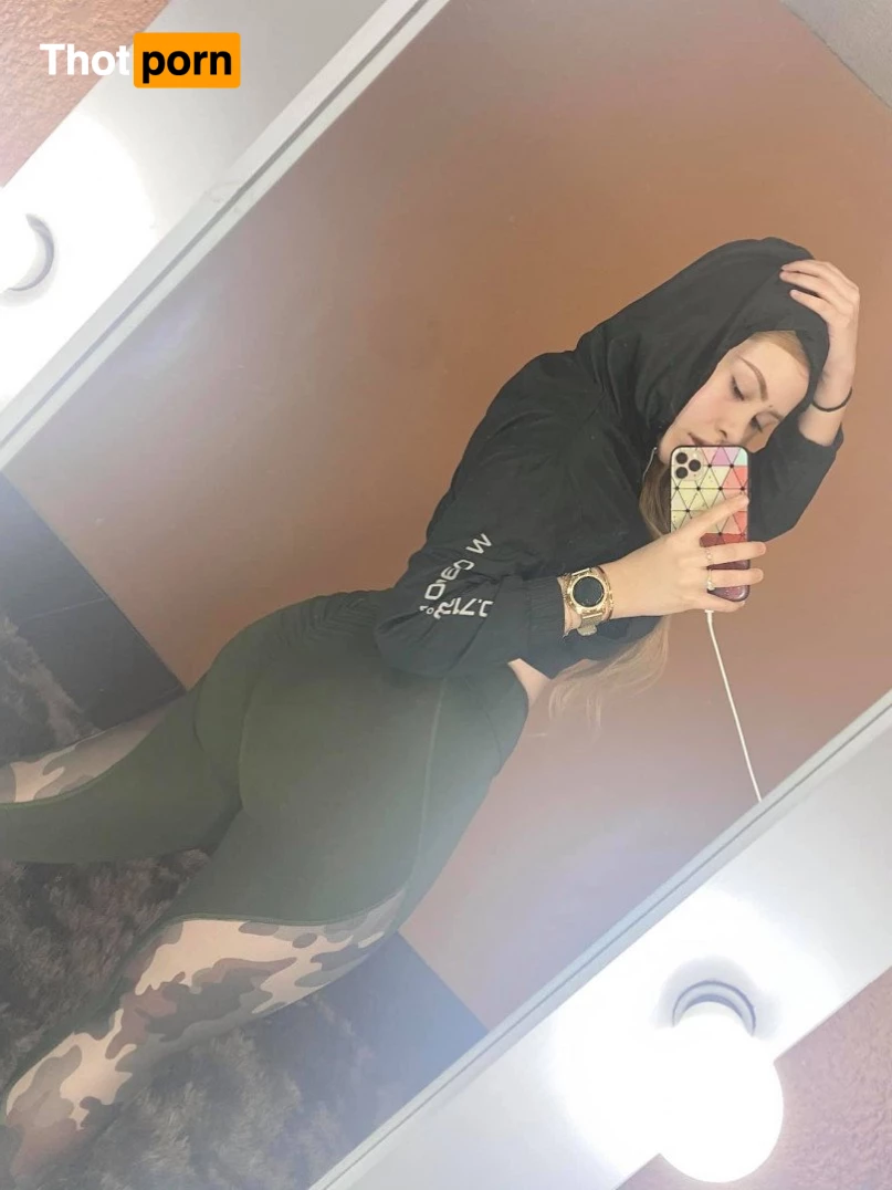 Stephanie Scarleth 1822769