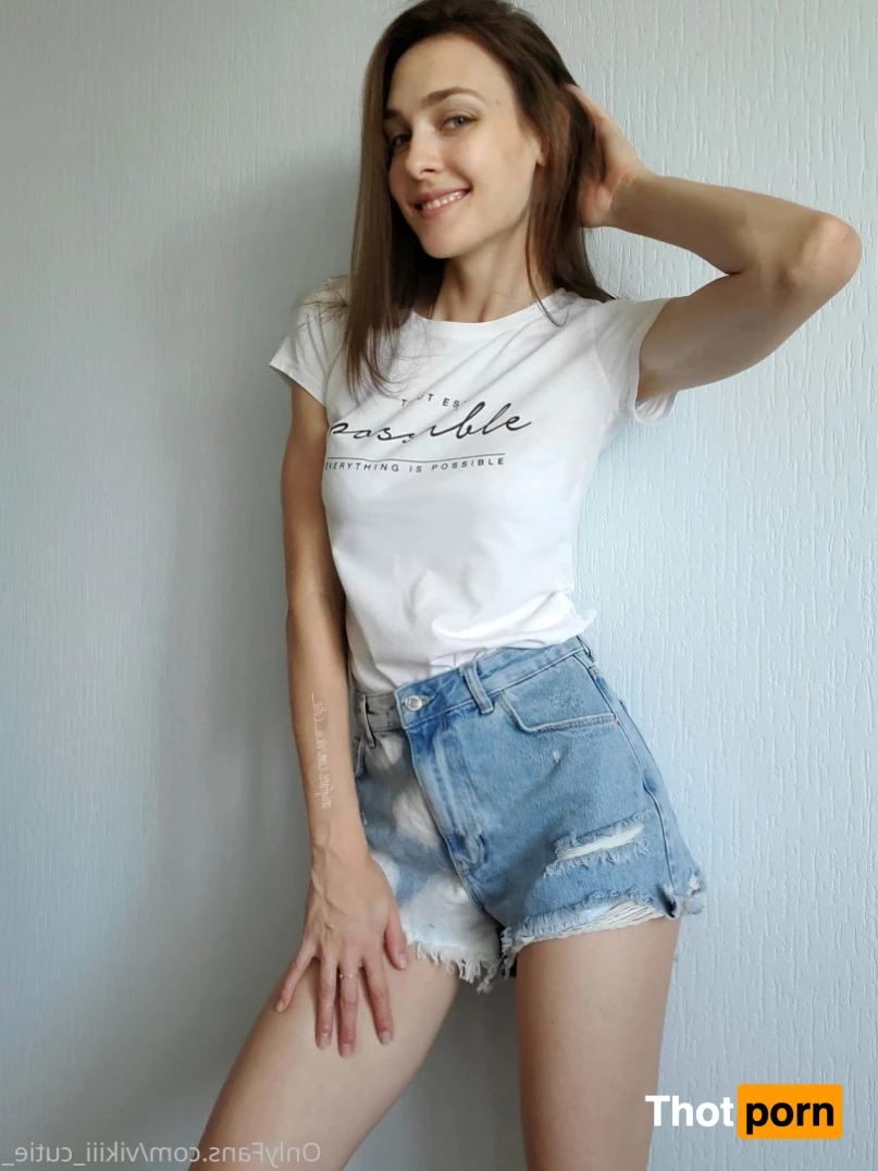 vikiii_cutie_ 15552917