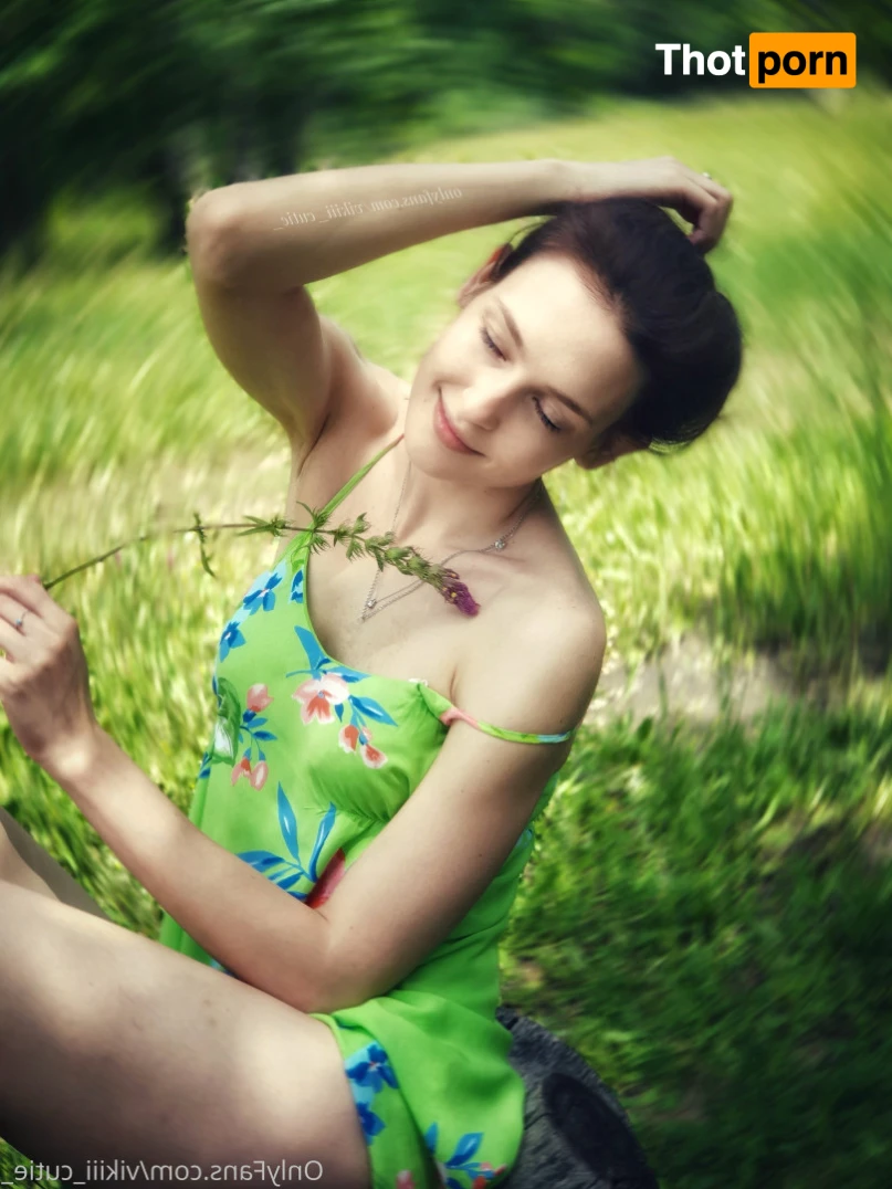 vikiii_cutie_ 15570132