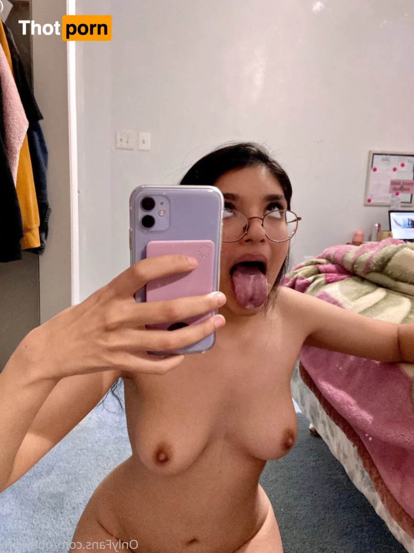 🤷🏻‍♀️ 1856476