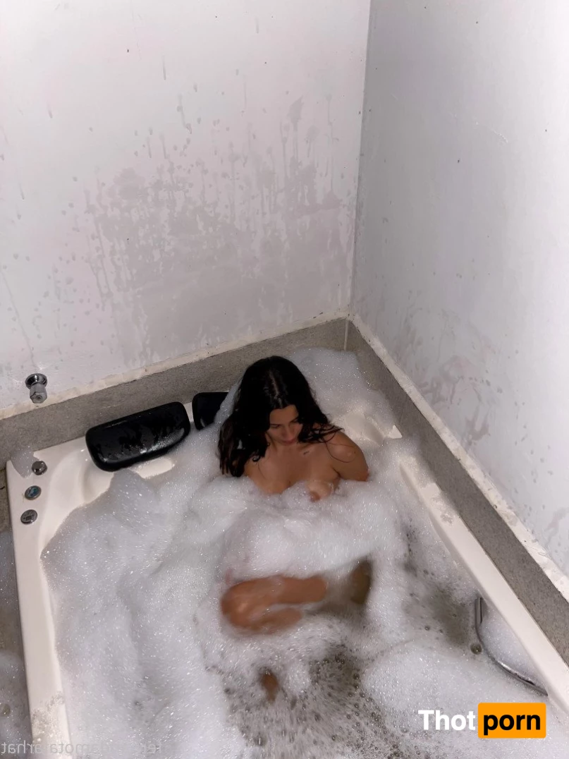 Fernanda Mota Farhat 2070312