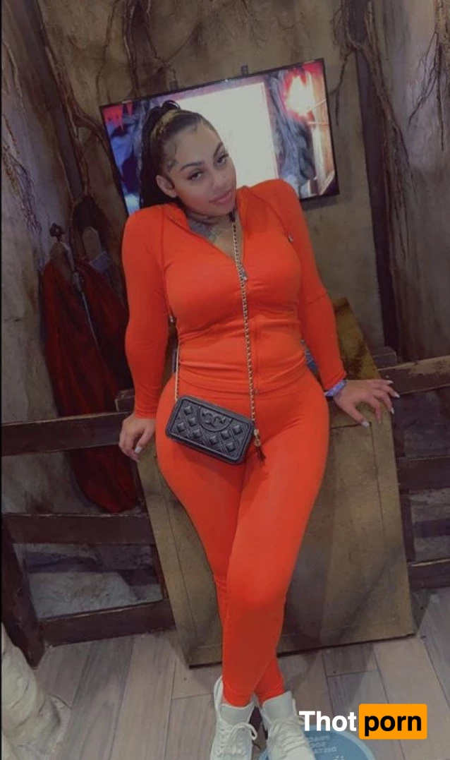 YonnaTheFreak🖤 2070249