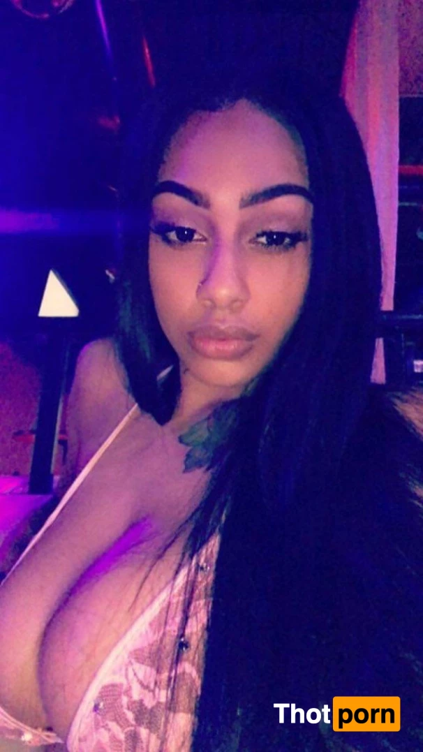 YonnaTheFreak🖤 2070256