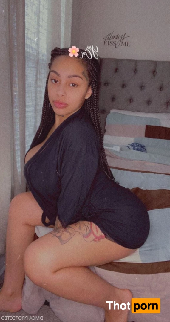 YonnaTheFreak🖤 2070269