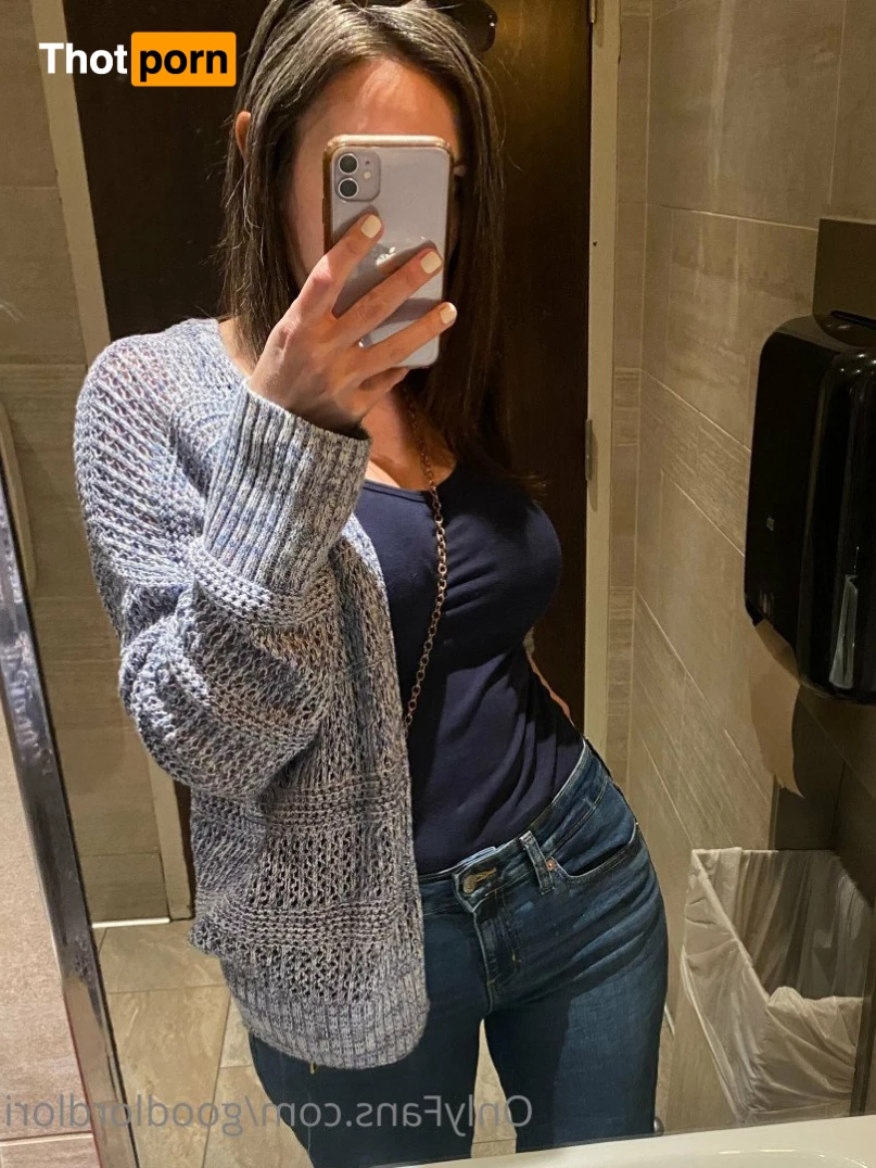 Good Lord Lori 2069895