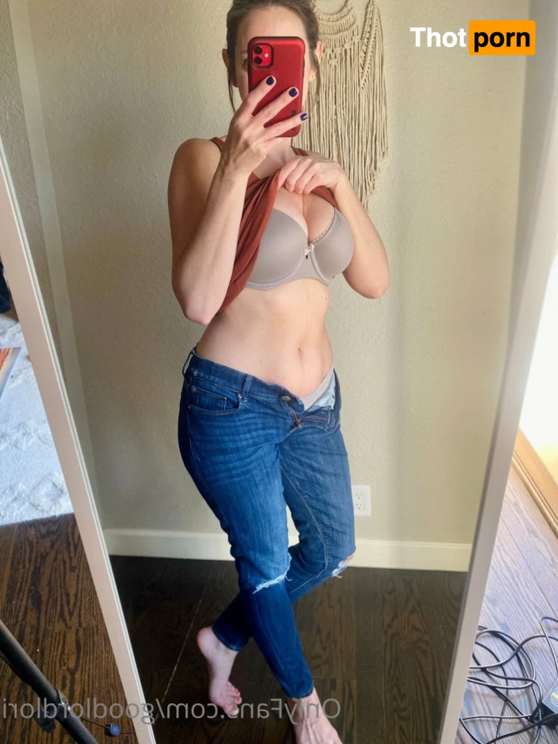 Good Lord Lori 2069896