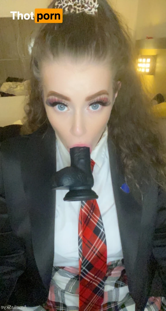 ⭐️ AmeliaSkye VIP ⭐️ 6379435