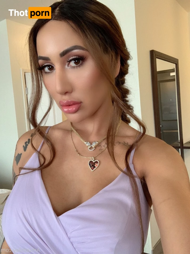 Amia (Old Account) 65632