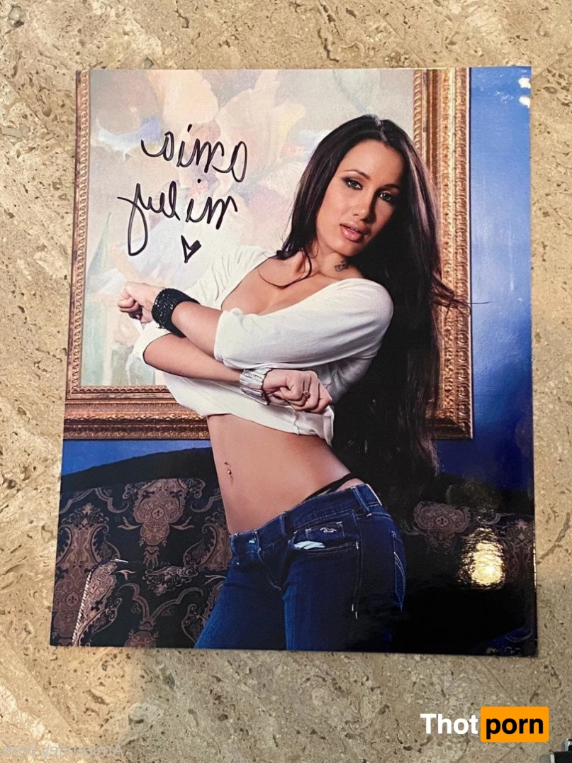 Amia (Old Account) 65649