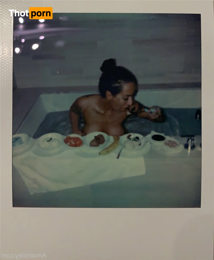 Amia (Old Account) 65665