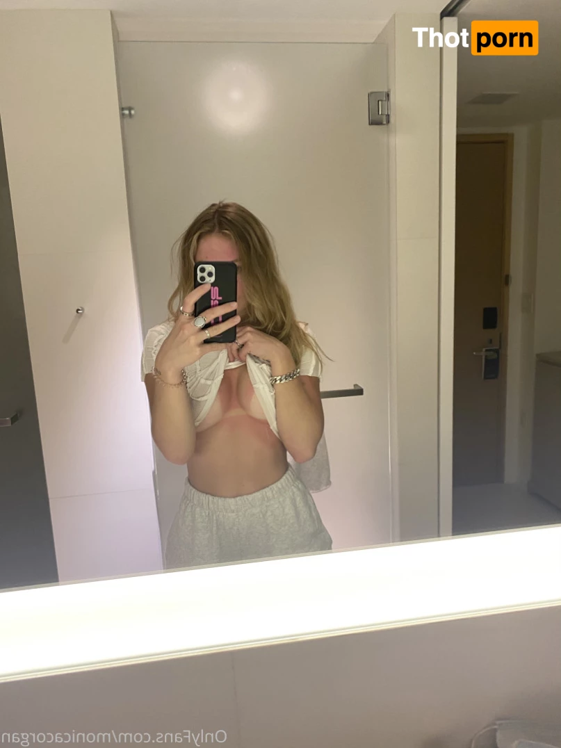 monicacorgan 6146839