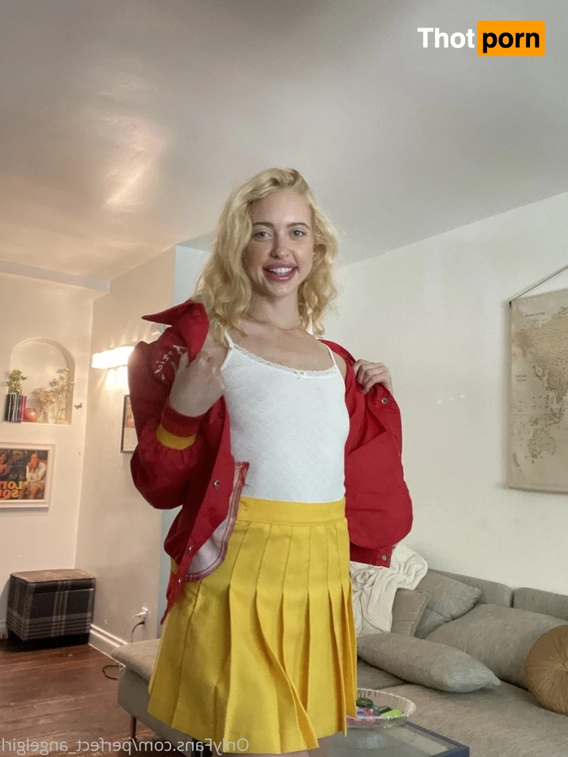 Chloe Cherry 2026793