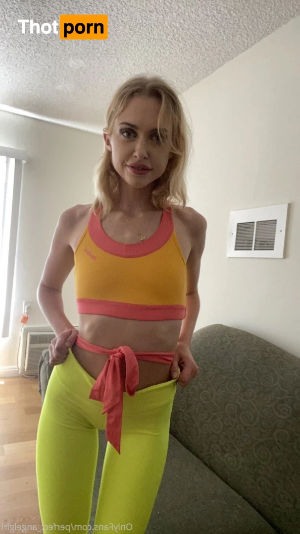 Chloe Cherry 2026824