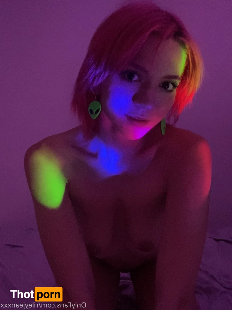 riley jean 🖤 2024271