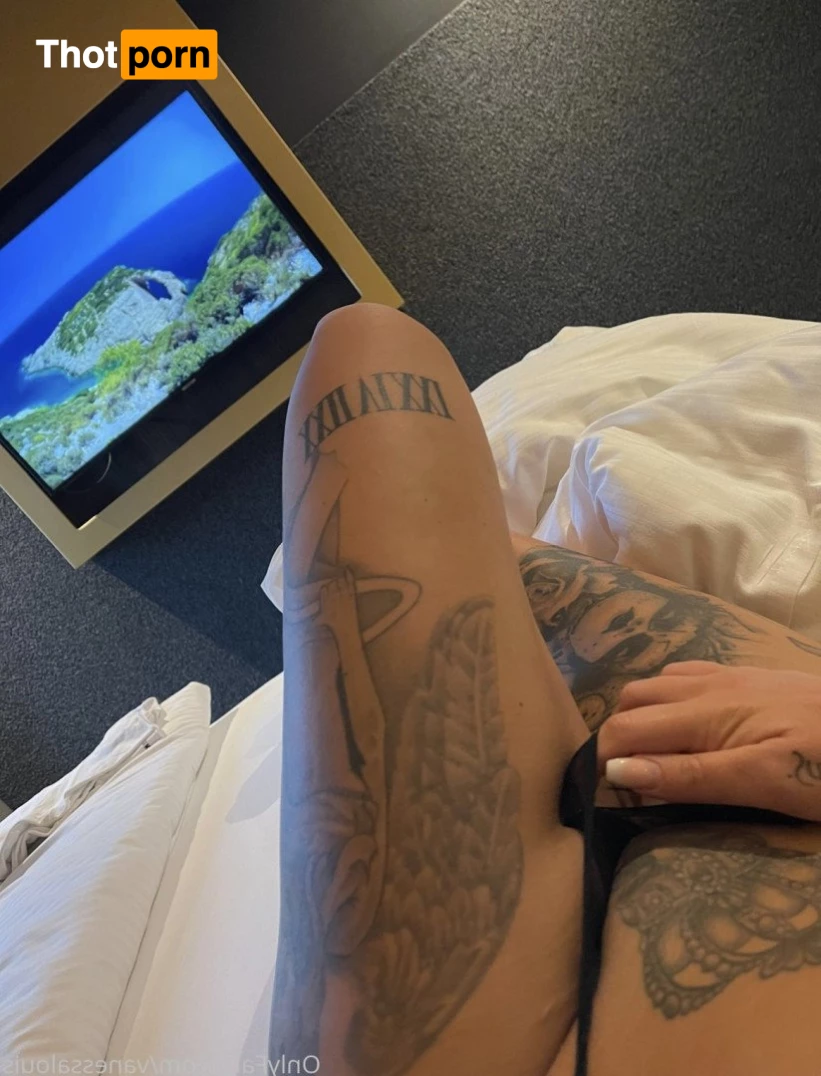 🟡 Vanessa Louis 2003349