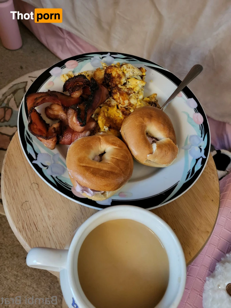 ♡ 𝓑𝓪𝓶𝓫𝓲 ♡ 14899398