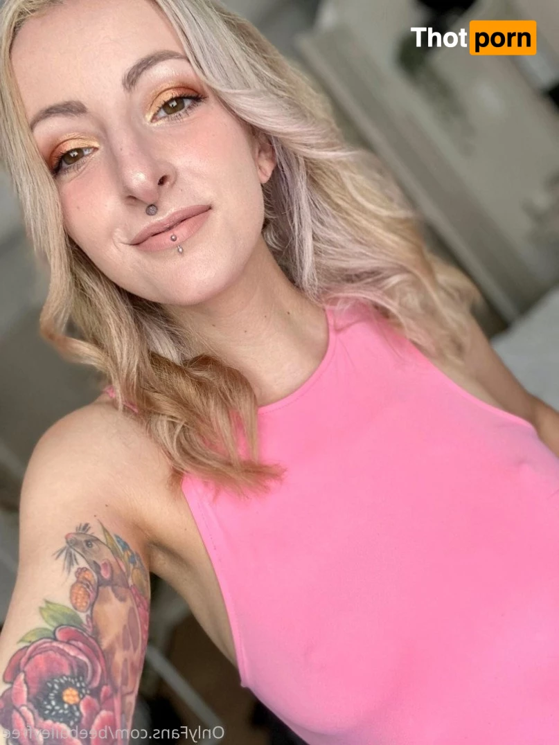 Bee Bailey 🌻 1998158