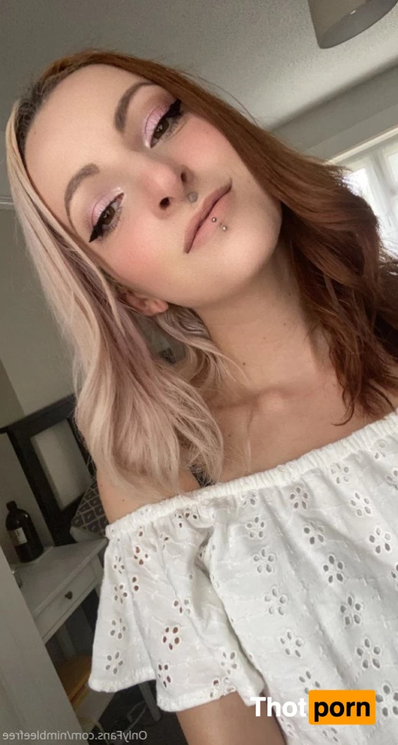 Bee Bailey 🌻 1998183