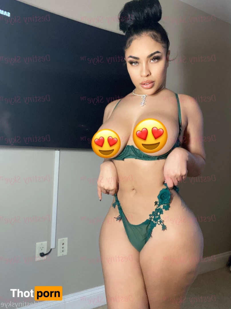 Destiny Skye 6660912