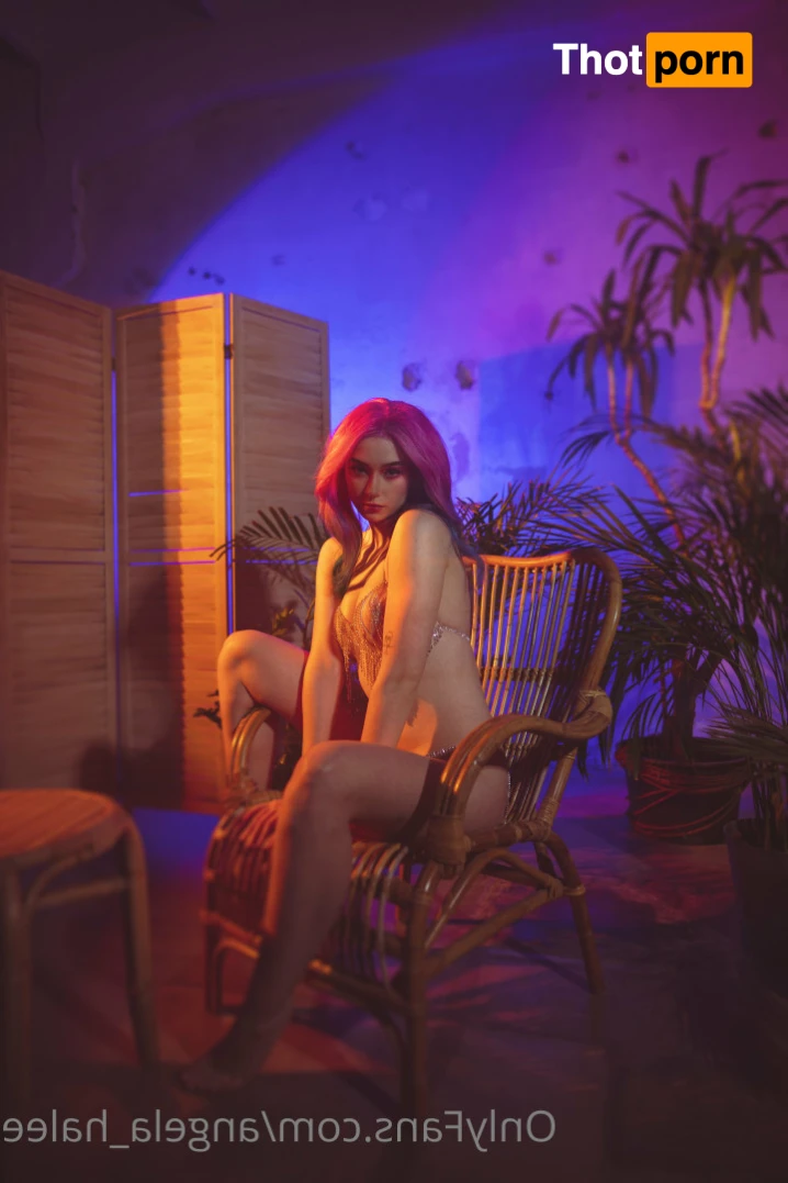 Angela Halee 12673550