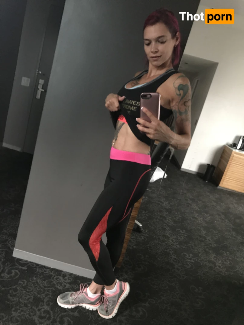 Anna Bell Peaks 9581094