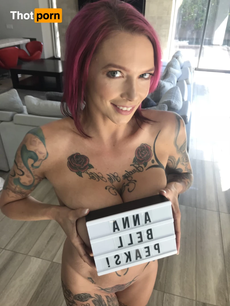 Anna Bell Peaks 9581278