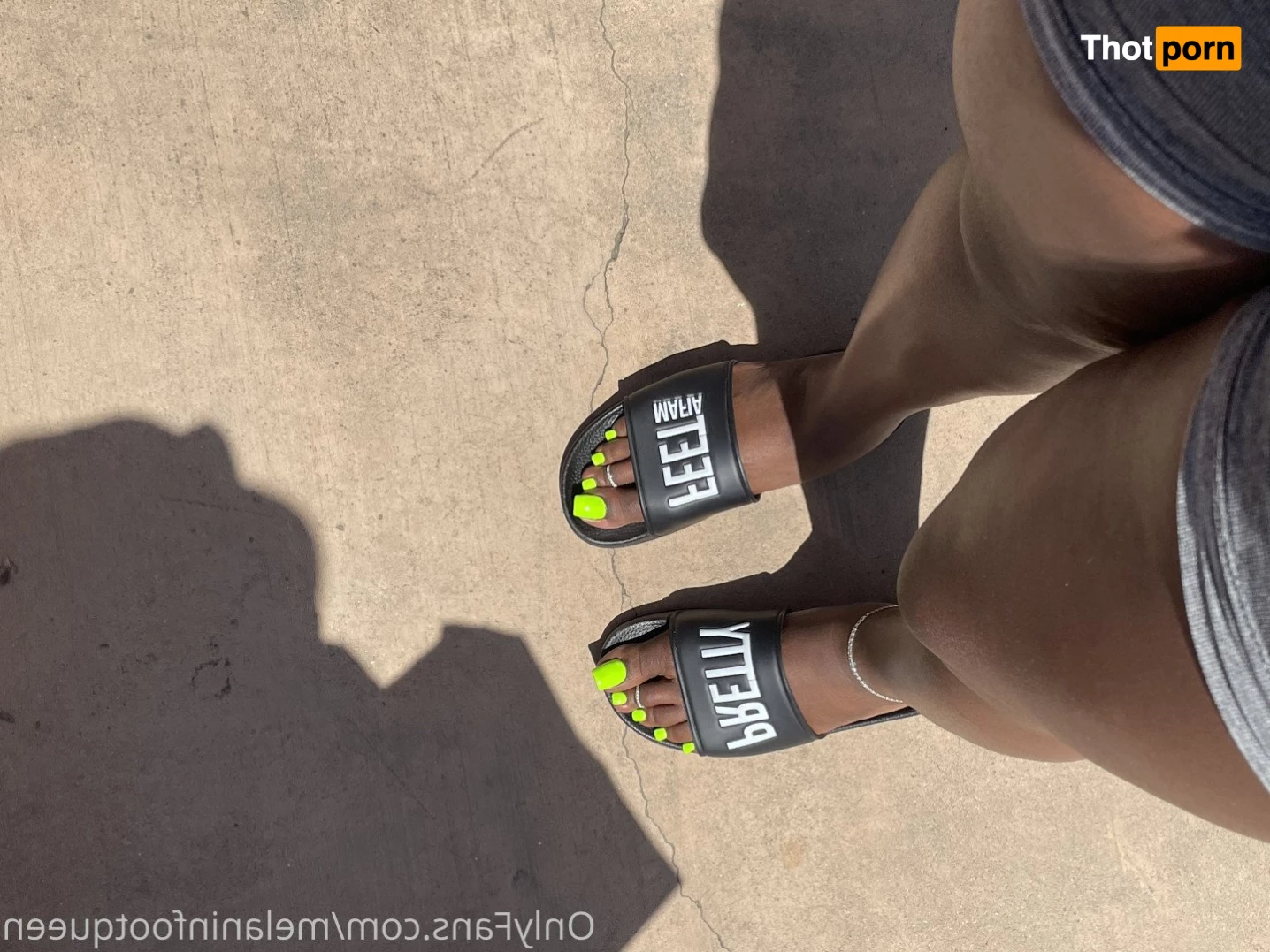 Queen Melanin🙇🏼🙇🏻⛓ 2398673