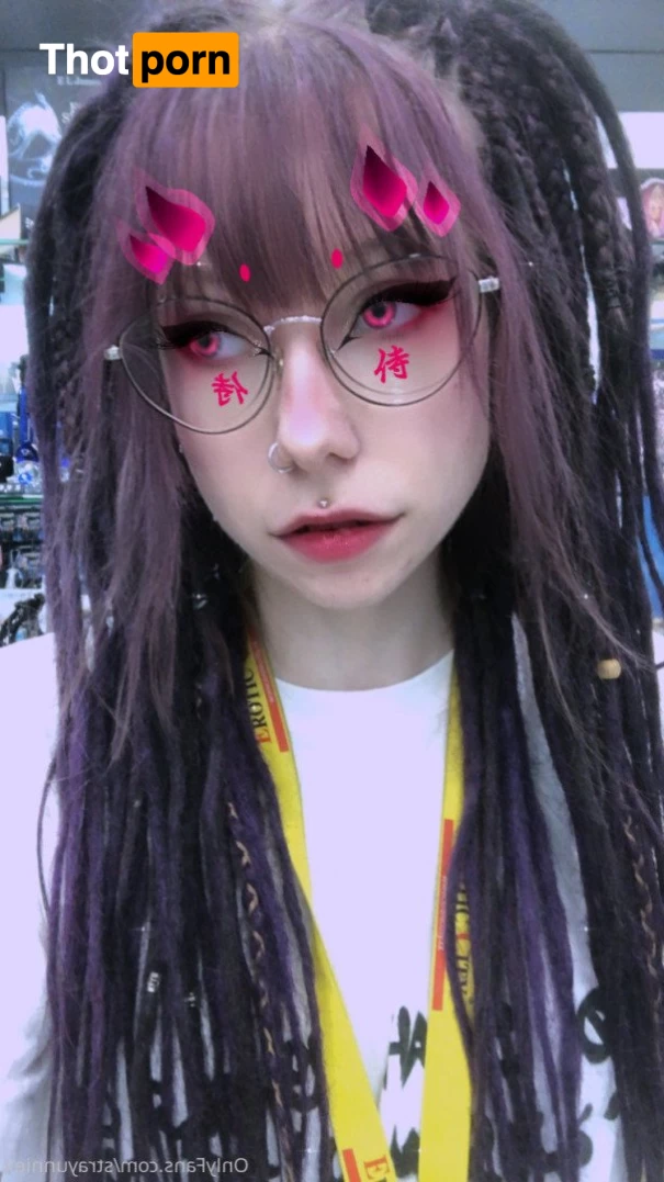 🧙‍♀️ Seductive manga worshiper 🤪 4364967