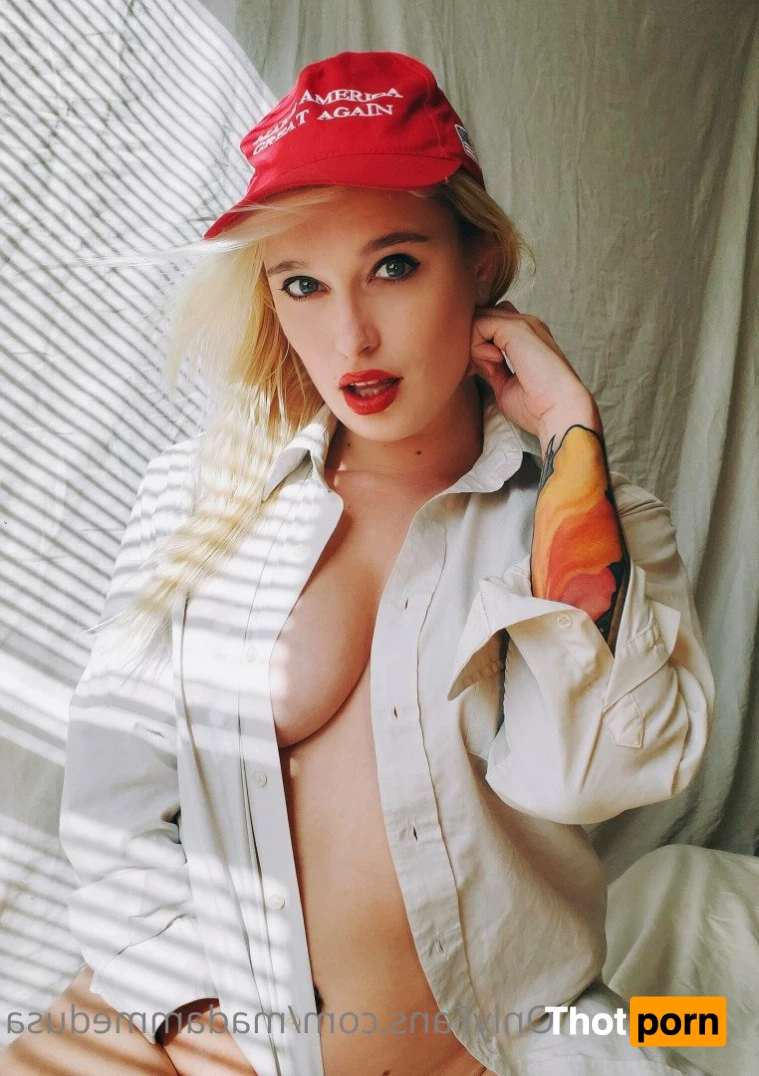 Modern Medusa 2420963