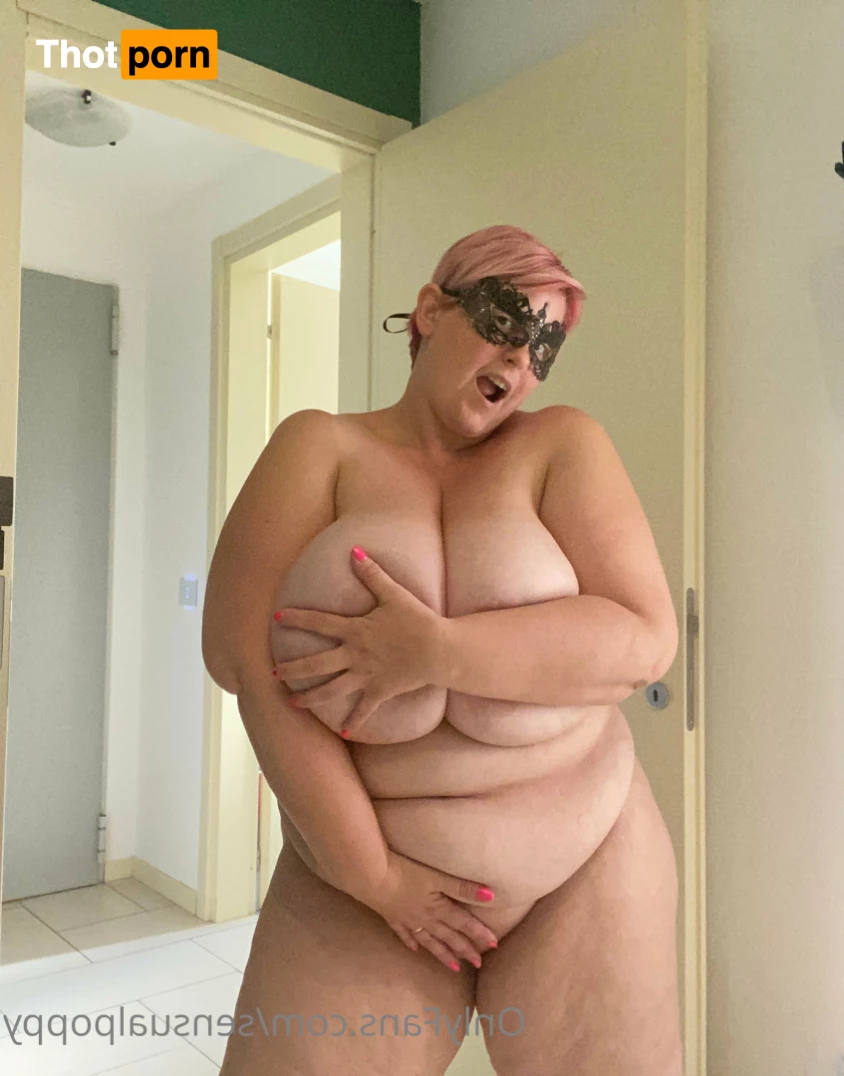 sensualpoppy 6152075