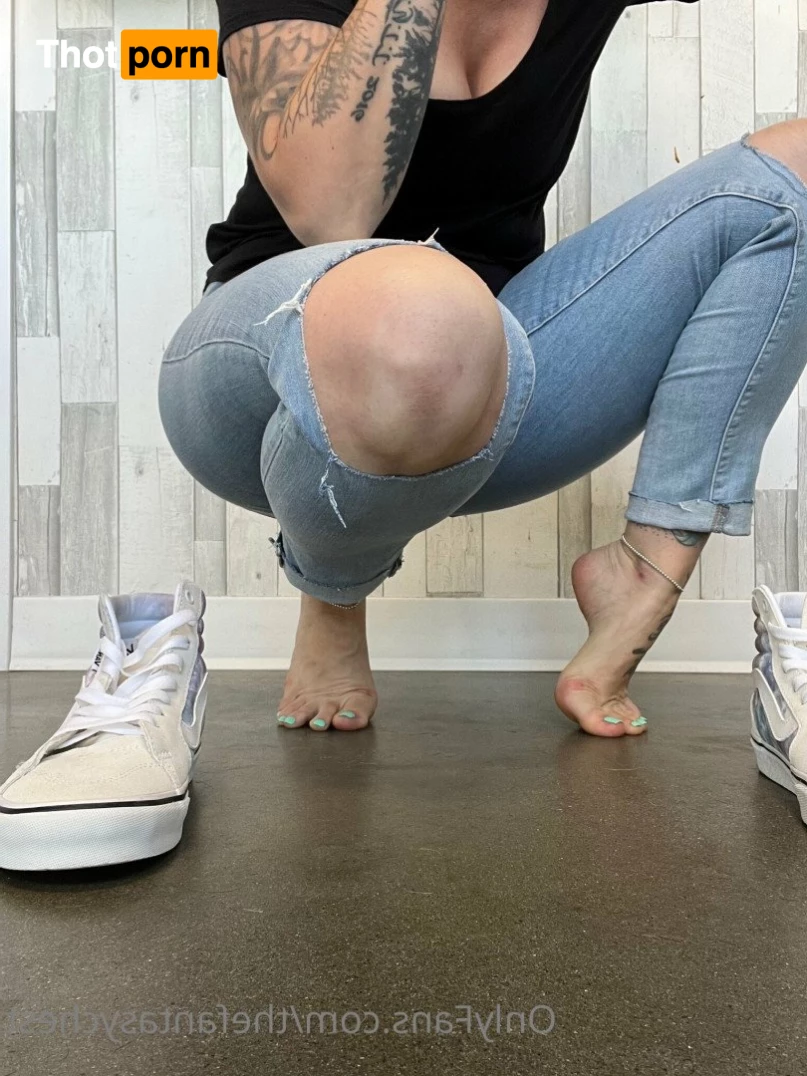 The Fantasy Chest 2422349