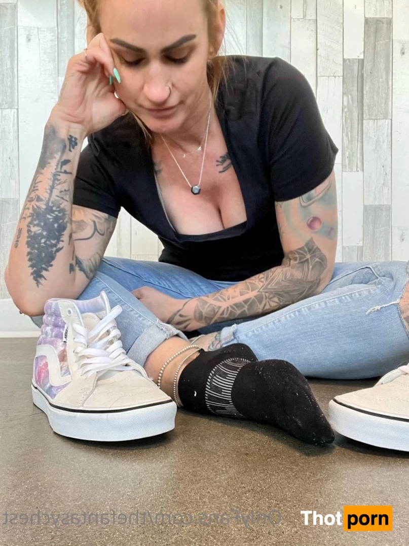 The Fantasy Chest 2422391