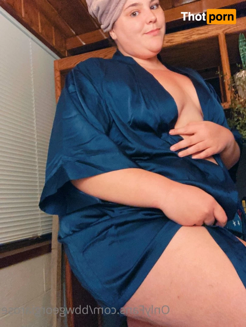 Georgia Rose 2394108