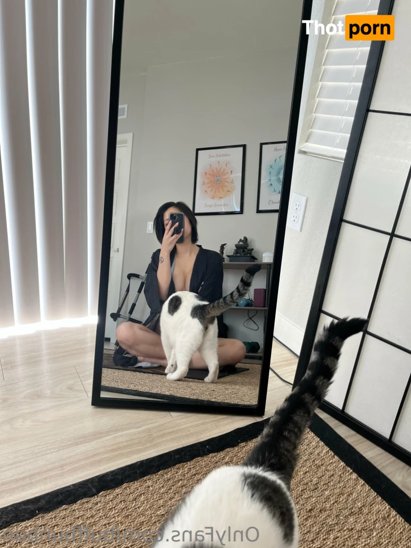 Mika🐰(READ BIO!) 9912890