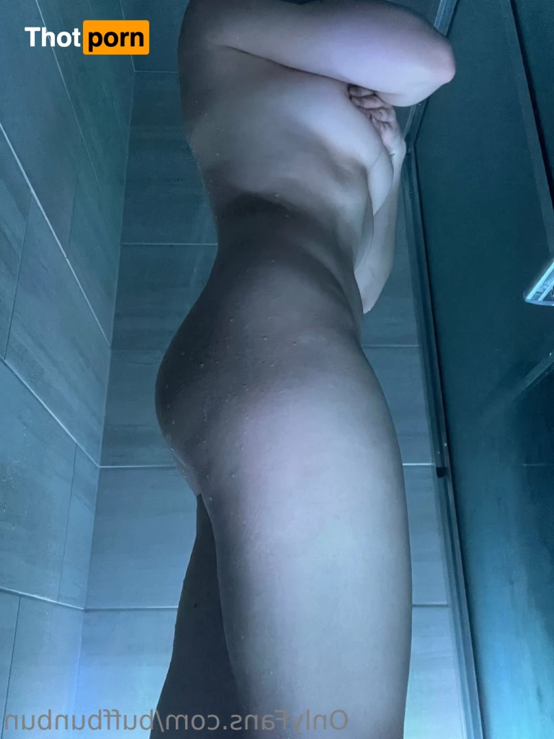 Mika🐰(READ BIO!) 11037186