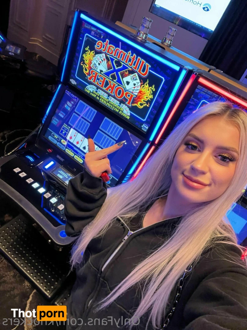 ashly schwan🍒 14879852