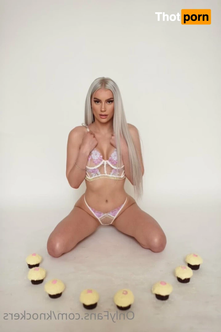 ashly schwan🍒 14879997