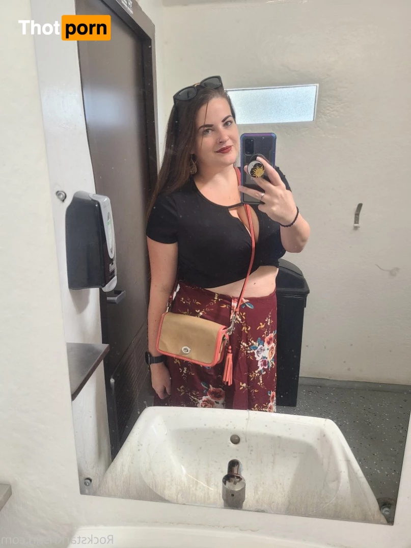 RockstarKristin 2407381