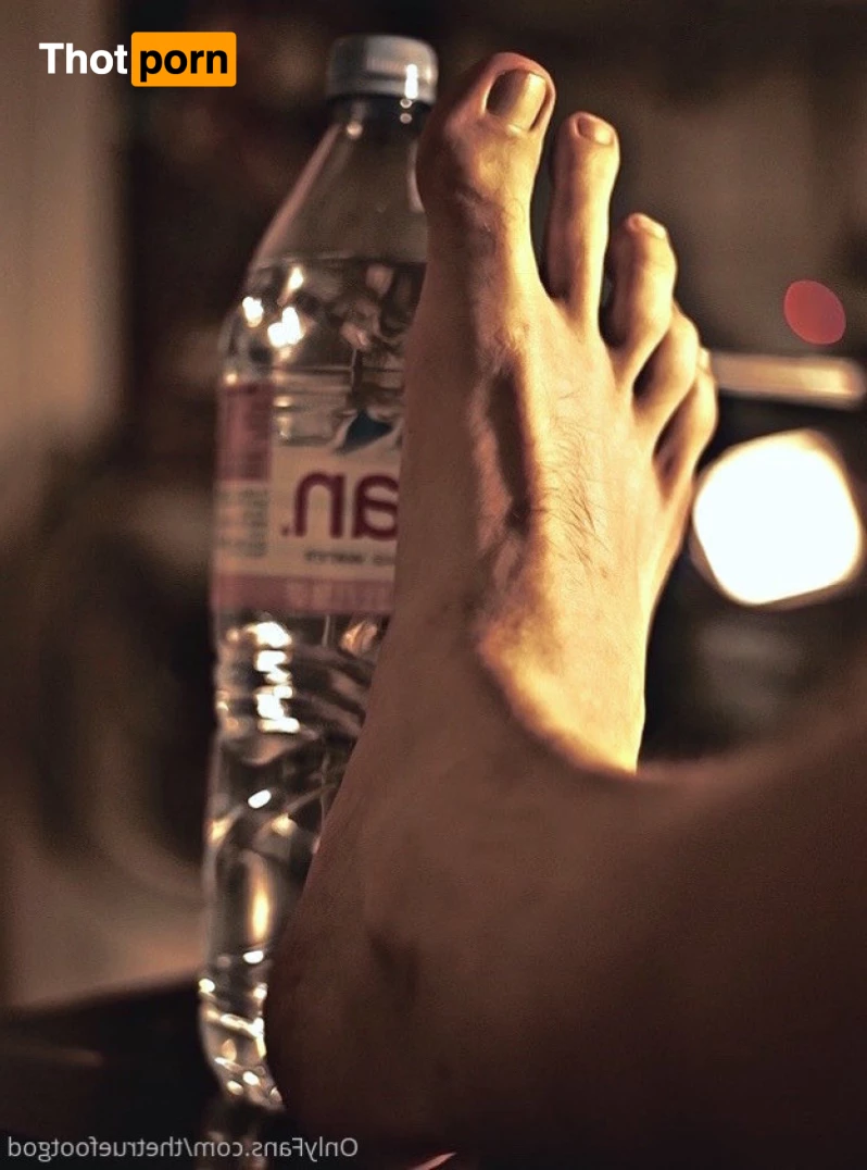 The Foot God 6298804