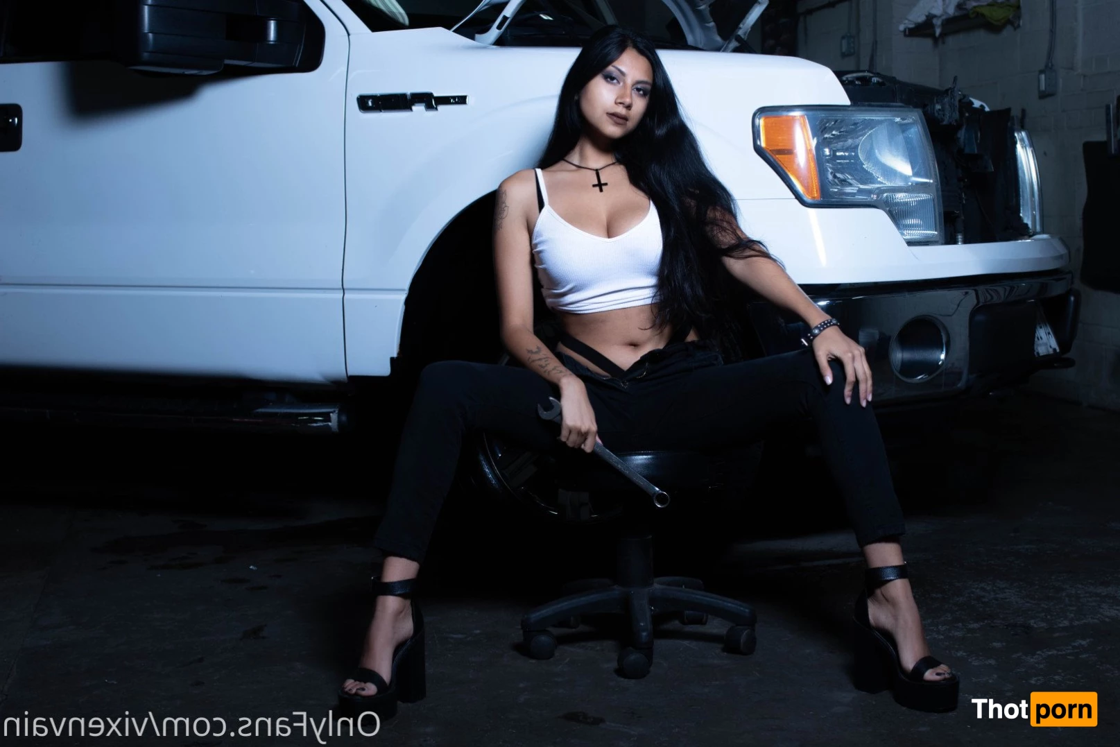 Just Vixen (Free + Promo) 3886326