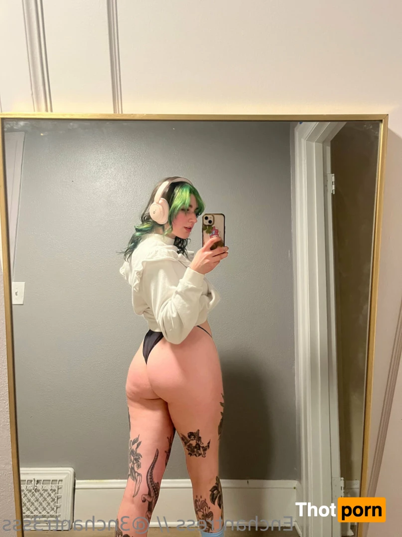 Enchantress 14746726