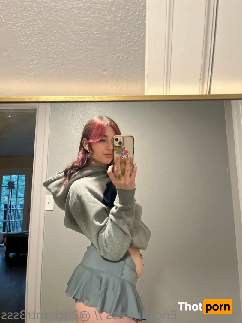 Enchantress 14747196