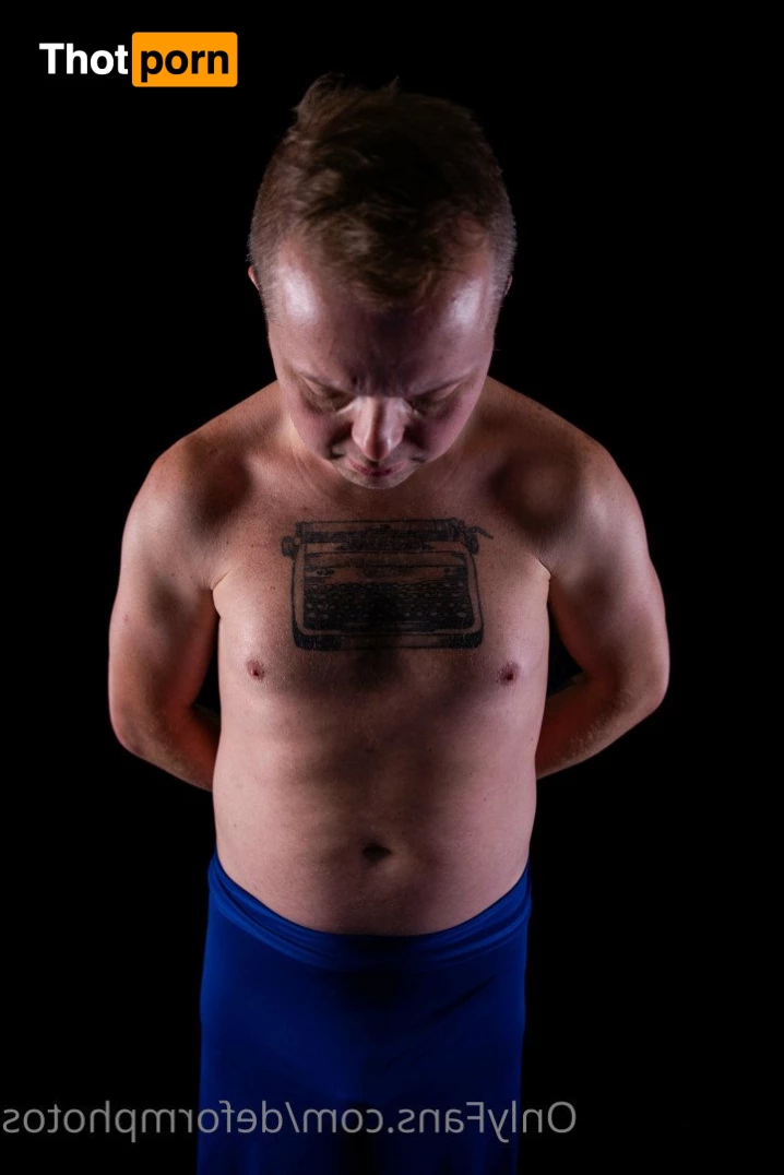 DE Form Photography 3894555