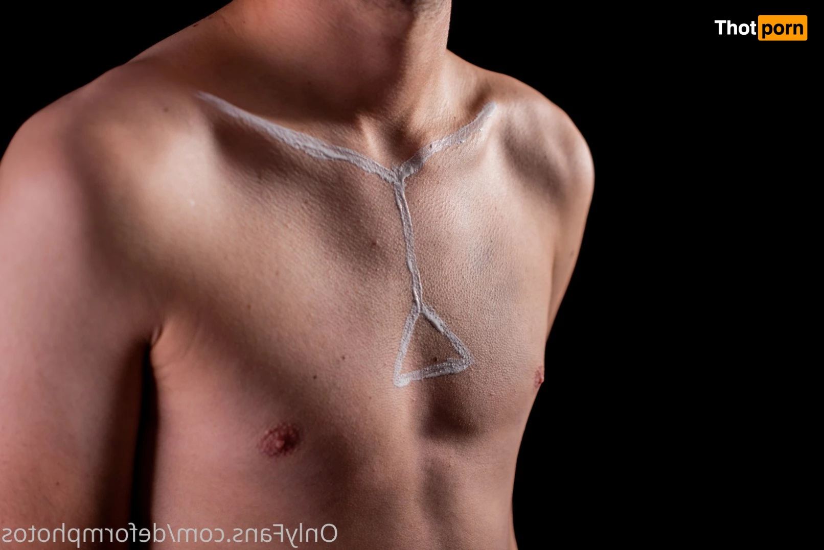 DE Form Photography 3896903