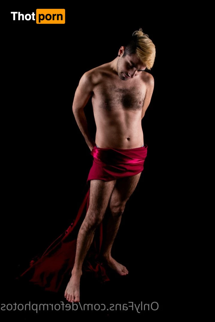 DE Form Photography 3898276