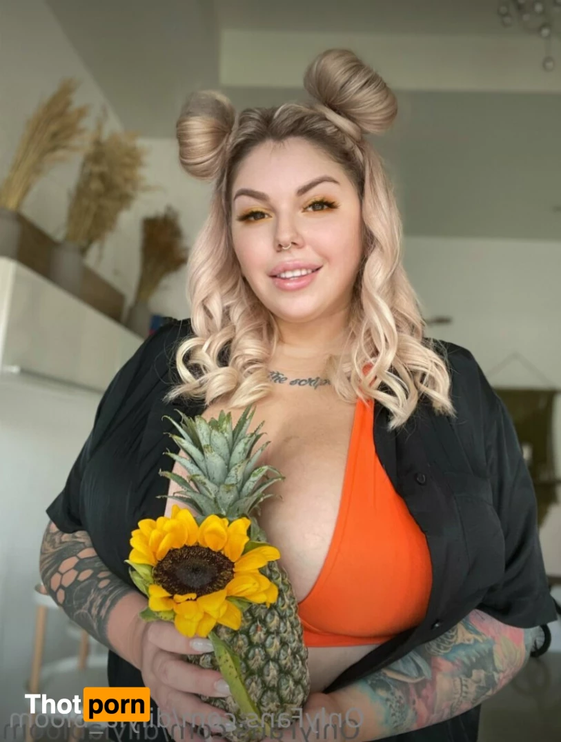 Dilyla Bloom • FREE 🔥 9847409