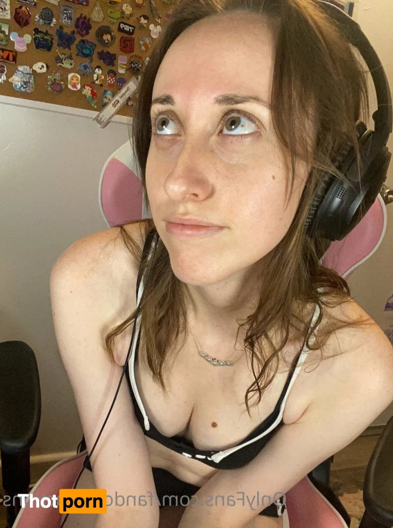 FandomReactions 14707920